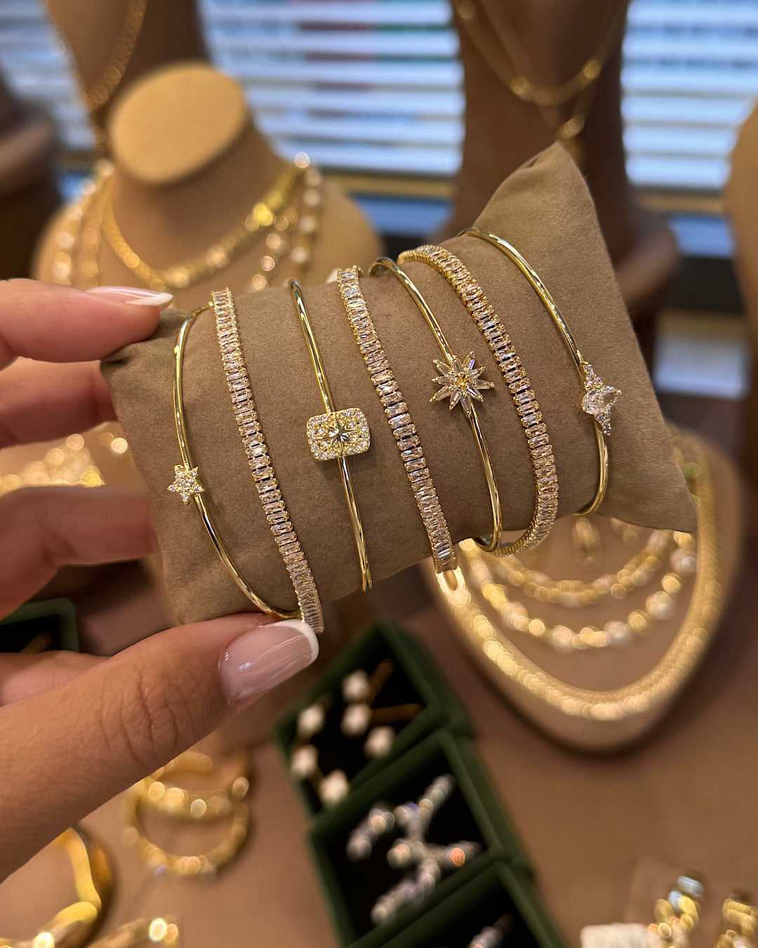 İnce Zirkon Tel Bileklik