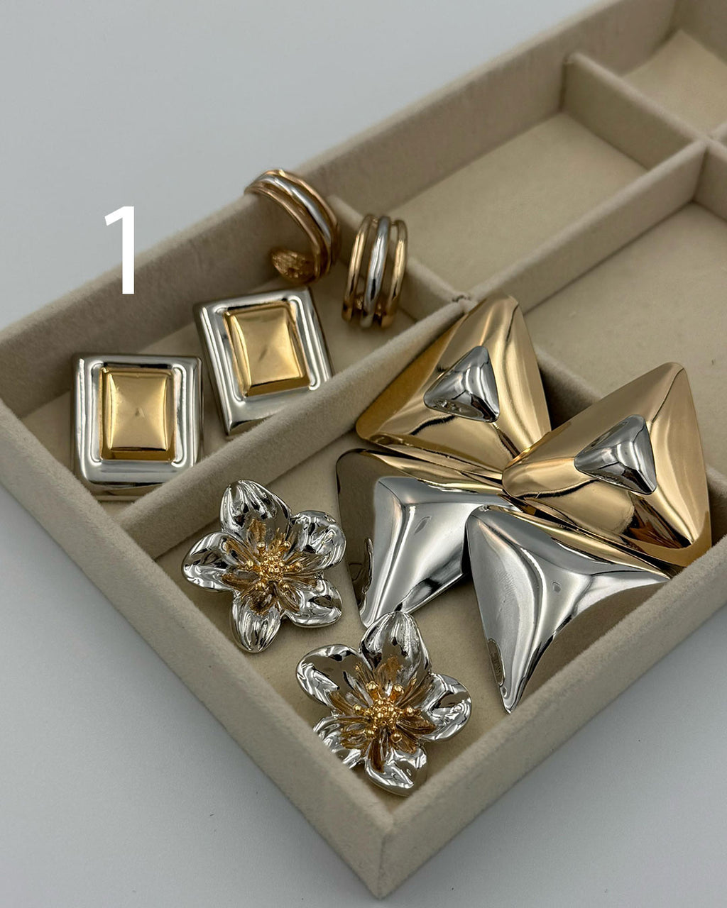 Çift Renk Tasarım Küpeler