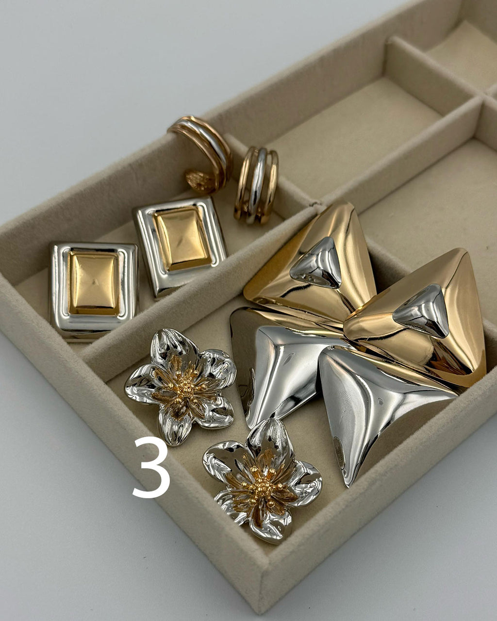 Çift Renk Tasarım Küpeler