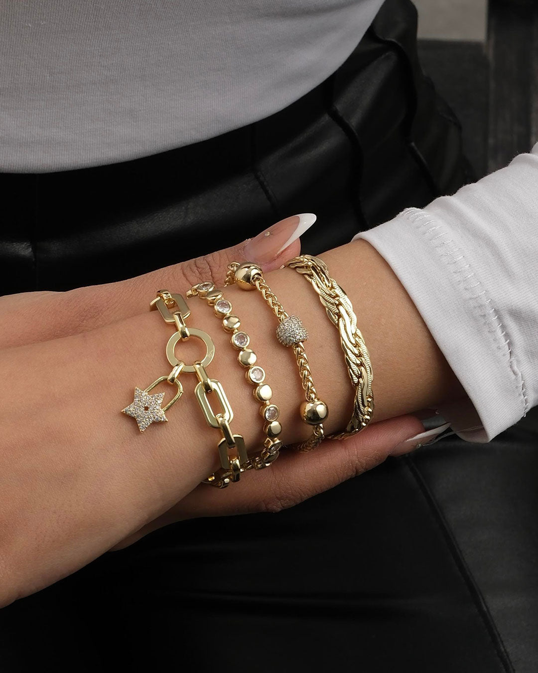 Gold Zirkon Yıldız Kuyum Bileklik